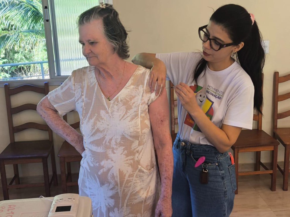 Leia mais sobre o artigo Anchieta aplica mais de mil vacinas contra a gripe no Dia D