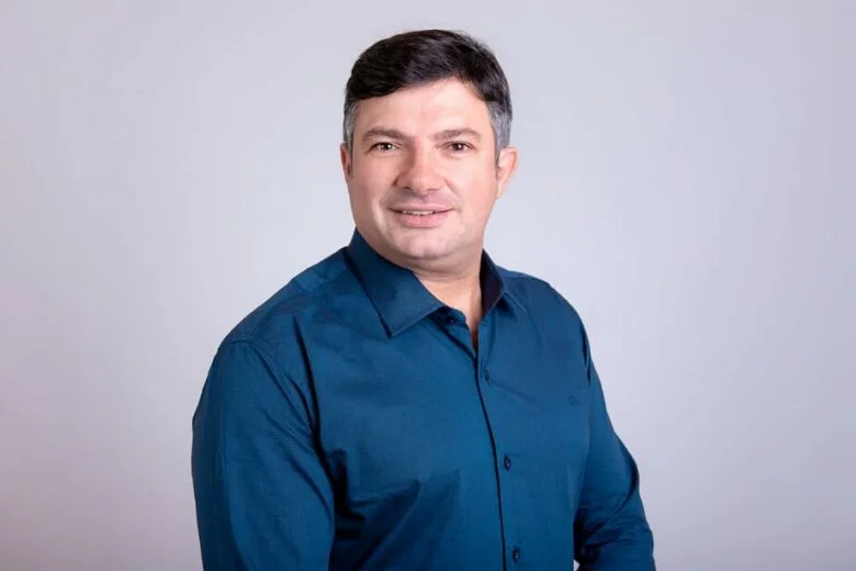 Leia mais sobre o artigo Vereador de Guarapari é suspenso sem salário após coagir médica em UPA