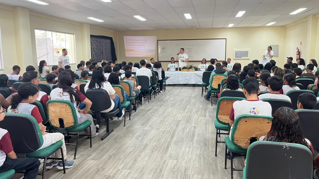 Leia mais sobre o artigo Seminário promove debate sobre prevenção ao uso de álcool e outras drogas em Anchieta