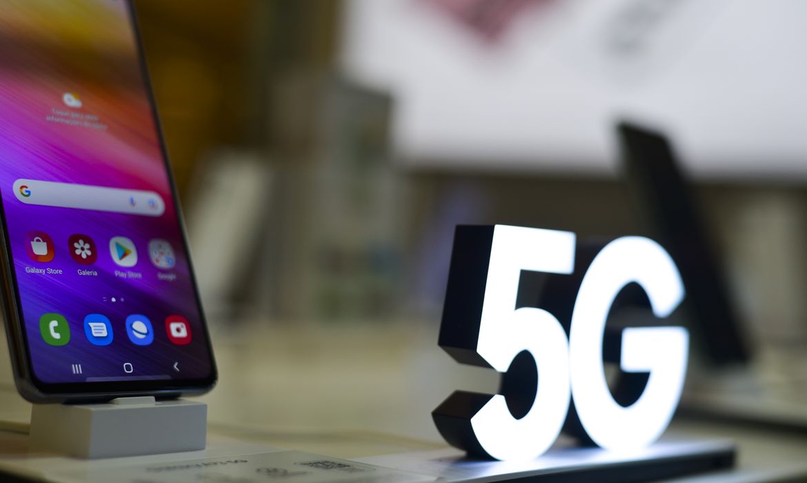 telefonia_5g_mcajr_abr_2907221144